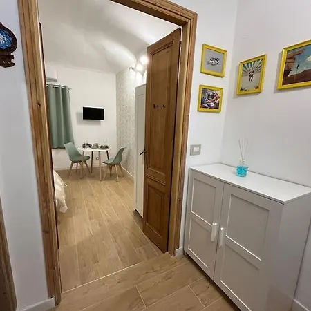 Maison Vivien, Nel Cuore Di Torino. トリノ