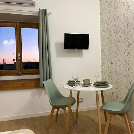 Apartment Maison Vivien, Nel Cuore Di Torino. *